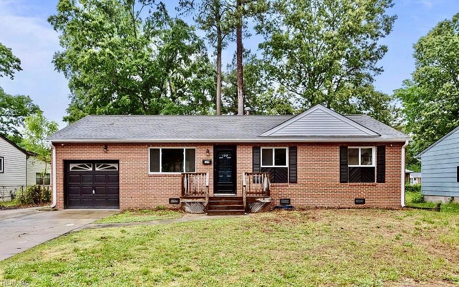 1st image of 129 Saint Stephens Dr