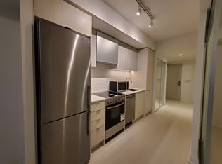 10 Gibbs Rd #594, Toronto, ON M9B0E2