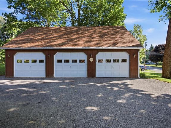 2nd image of 84 Old Greene Road