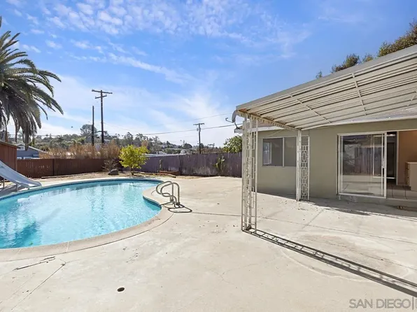 8605 Washington Ave, La Mesa, CA 91942