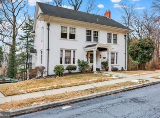 1810 Holly Rd, Reading, PA 19602