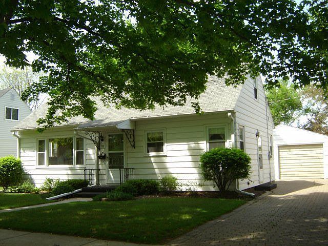 1st image of 718 Eau Claire Blvd