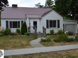 209 N Elm St, Ithaca, MI 48847