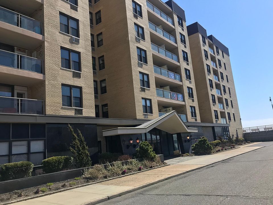 1st image of 0 Monroe Blvd #4D