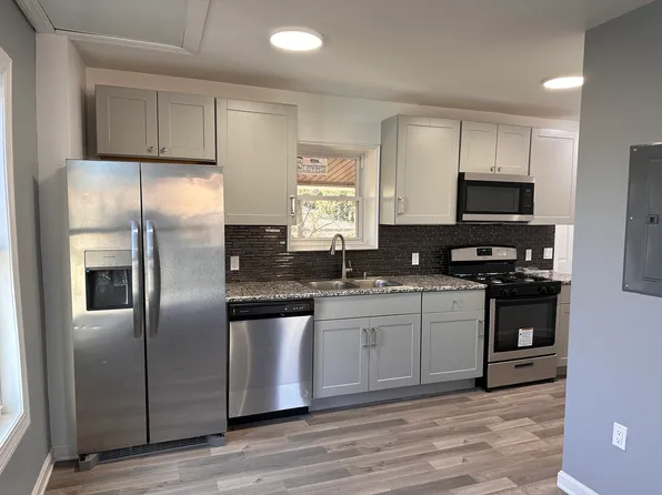 143 Hickory St #2A, Norwich, CT 06360