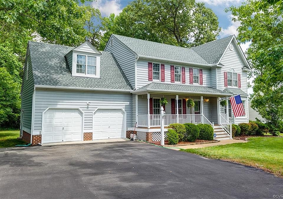 2nd image of 15013 Creek Edge Pl