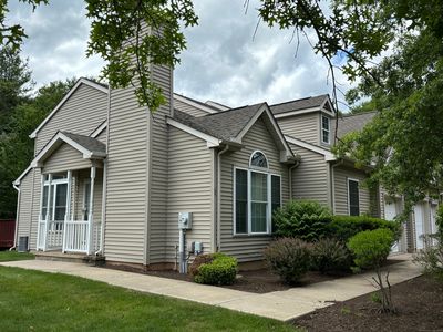 (Undisclosed Address), Hamden, CT, 06518
