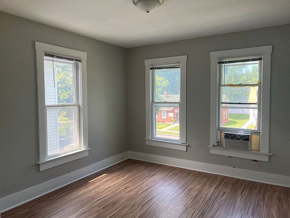 1st image of 1454 S 7th St APT B