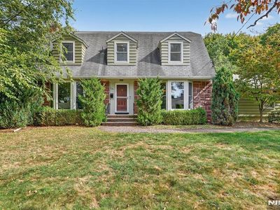 229 Norman Dr, Ramsey, NJ, 07446