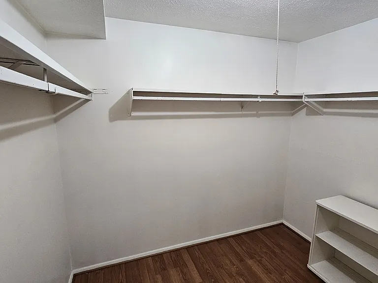 608 Bonnie Brae Dr — Photo 9
