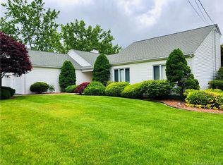 81 Hayes Rd, Rocky Hill, CT 06067