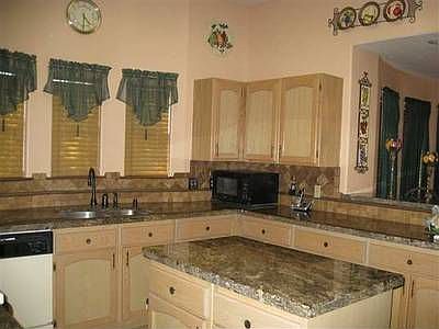 2nd image of 102 Suntan Ct