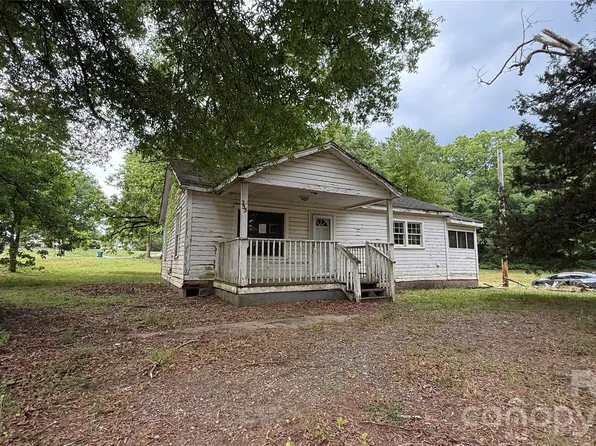 255 Washington St, Forest City, NC 28043