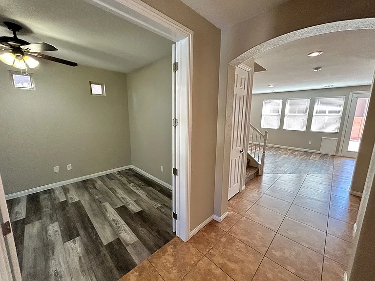 10743 Knickerbocker Ave — Photo 11