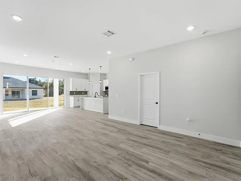 13690 SW 43rd Cir — Photo 9