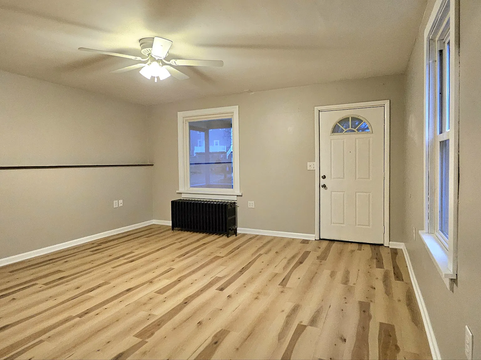 726 Locust St — Photo 4