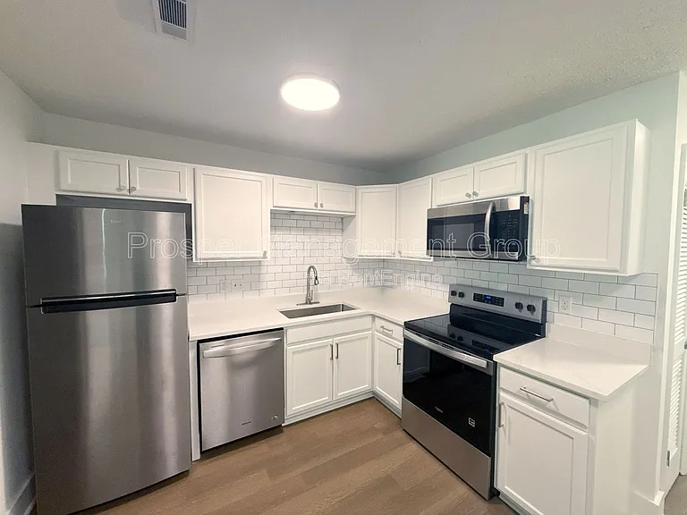 258 Fleming Rd #A — Photo 7