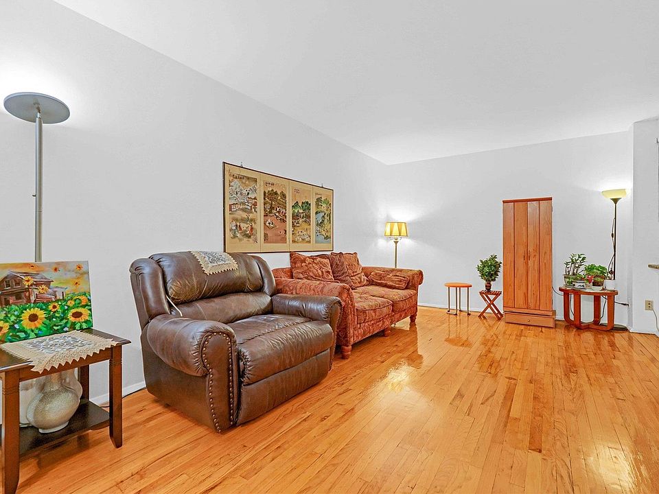 1st image of 29-08 139th Street #3G