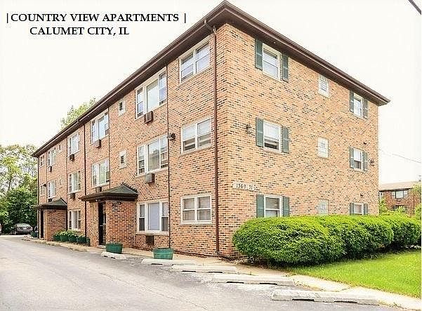1st image of 1369 River Dr APT 2