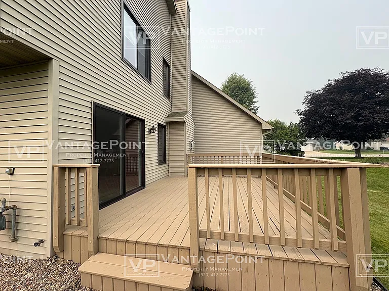 2056 Schanock Dr — Photo 24