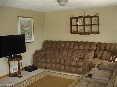 4th image of 3881 Ganyard Ave