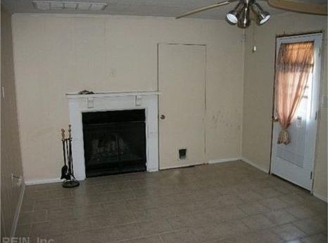 3rd image of 4861 Peachcreek Ln