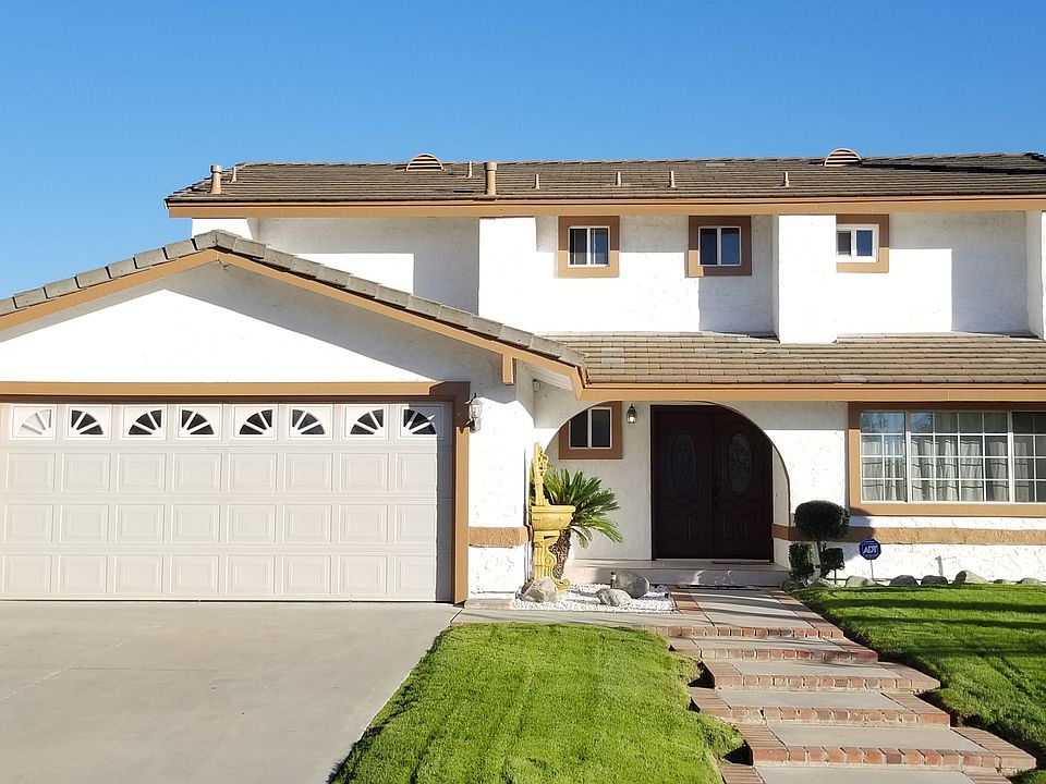 1st image of 19726 Vista Hermosa Dr