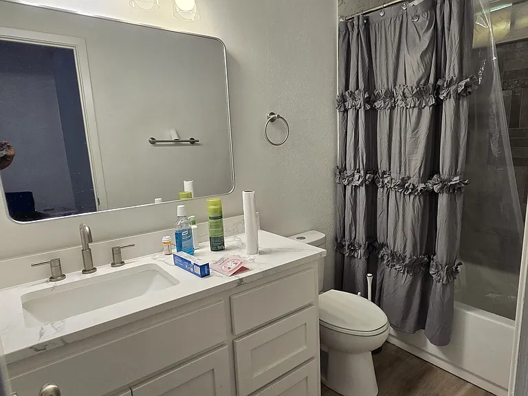 1200 Hardwood Ln — Photo 9