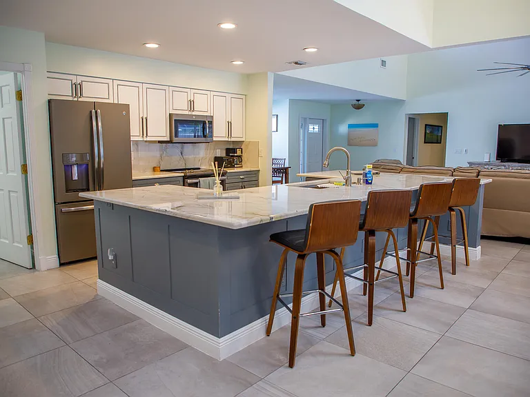 900 Cosmos Ct — Photo 11
