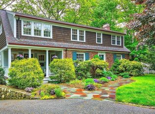 18 Ivy Rd, Wellesley, MA 02482