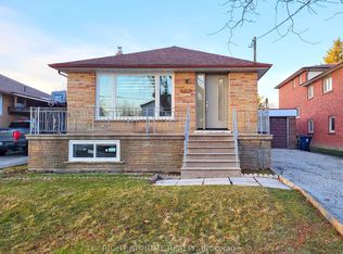 472 Ellerslie Ave, Toronto, ON M2R 1C4