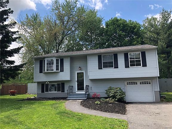 2nd image of 124 Longdale Dr