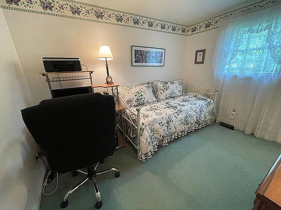 4th image of 407 Princewood Ave