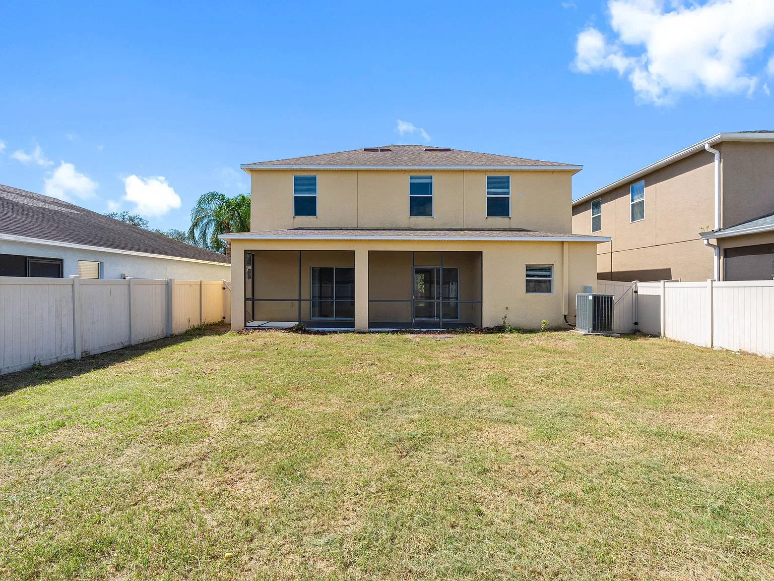 4 bed, 2441 sqft, $2,650 — Photo 2