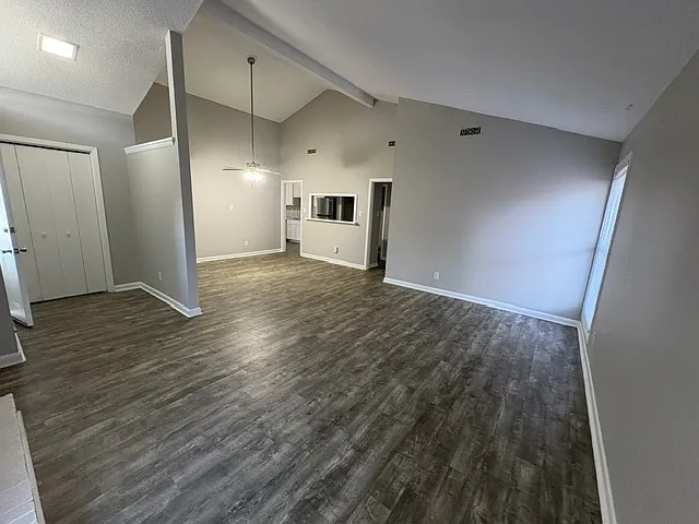 5613 Bowman Ct — Photo 6