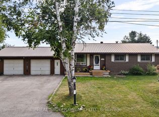 12 Olive Dr, Oro Medonte, ON L3V0R3