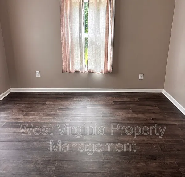 312 Highland St — Photo 6