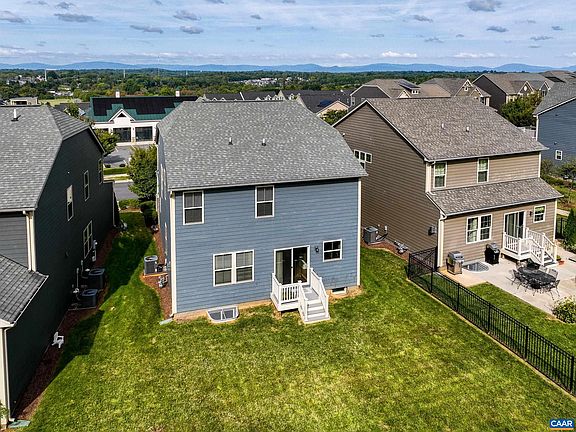 2nd image of 1282 Delphi Ln