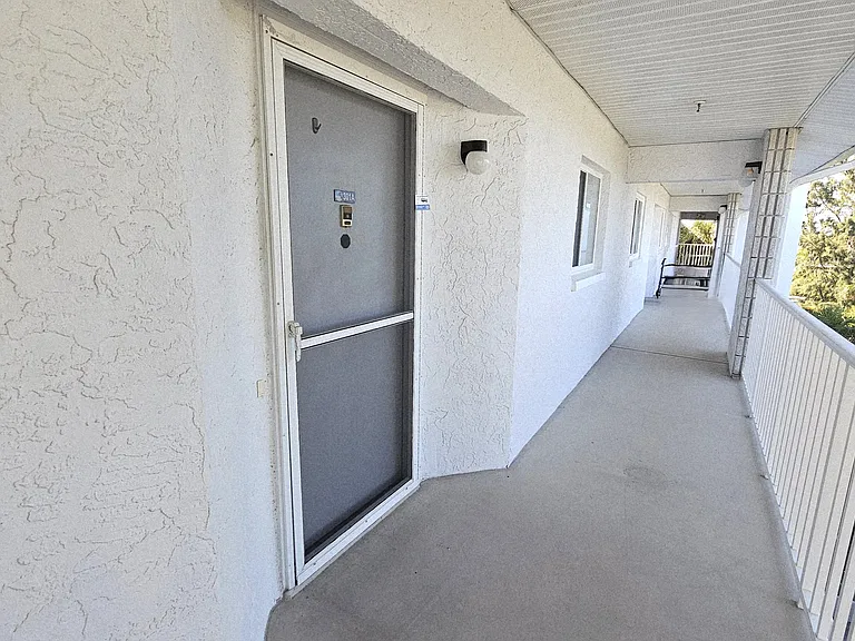 3rd floor-elevator
