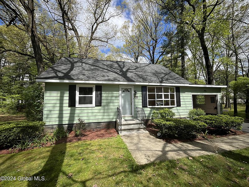 3rd image of 5 Dover Place