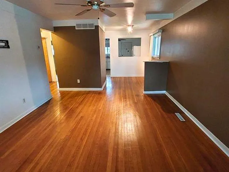 5371 Culver St — Photo 4
