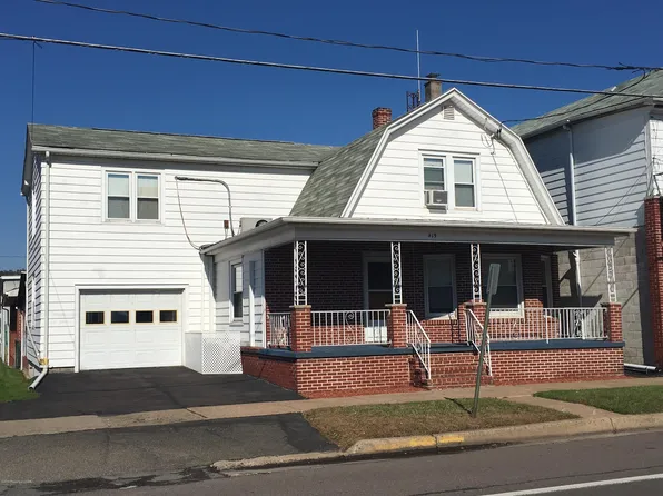 319 E 3rd St, Nescopeck, PA 18635