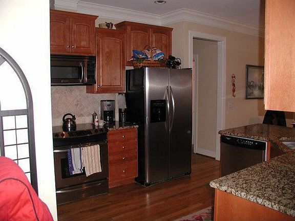 3rd image of 500 Island Dr