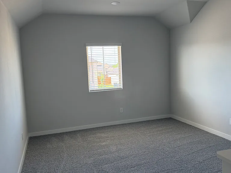 865 River Ln — Photo 13