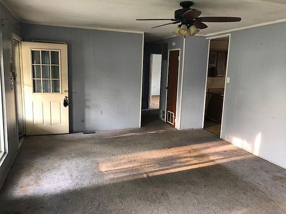 3rd image of 989 Bermuda Dr