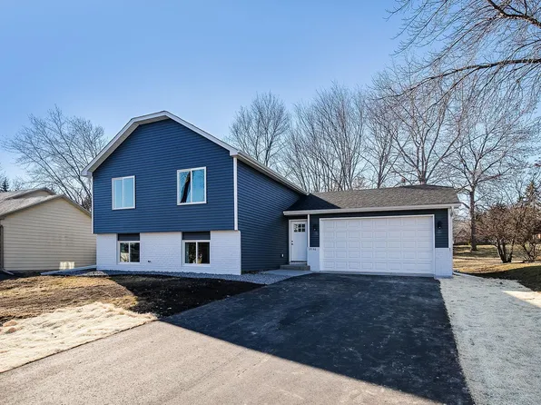 19146 Barrington Dr, Eden Prairie, MN 55346