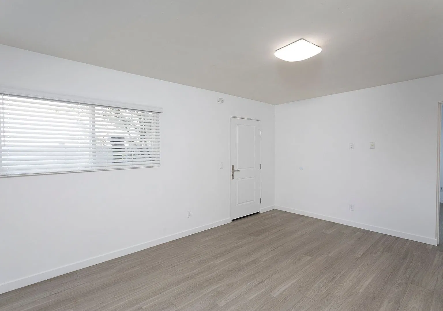 Long Branch Apartments — Photo 3