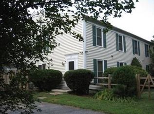 27 Triple Crown Ct, Gaithersburg, MD 20878