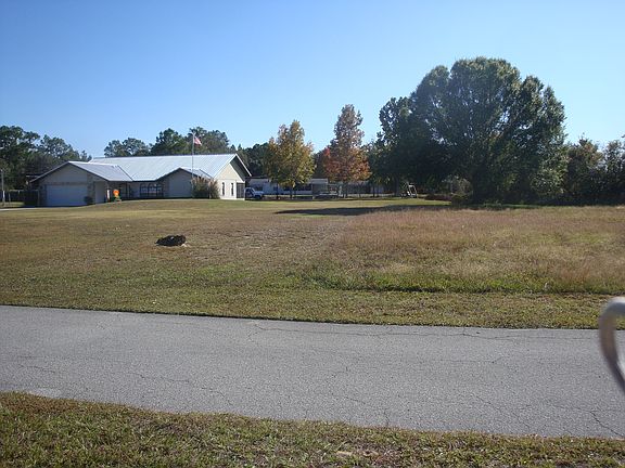 3rd image of 10239 W Montyce Ct