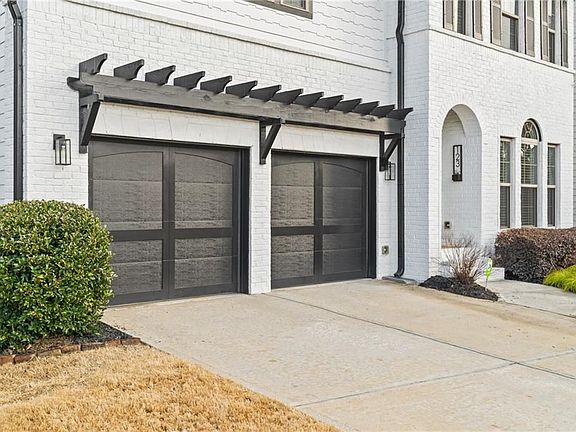 3rd image of 123 Marlow Dr